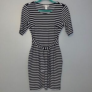 EUC Yumi Black White Striped Front Tie Knit Body Con Casual Dress Size 4